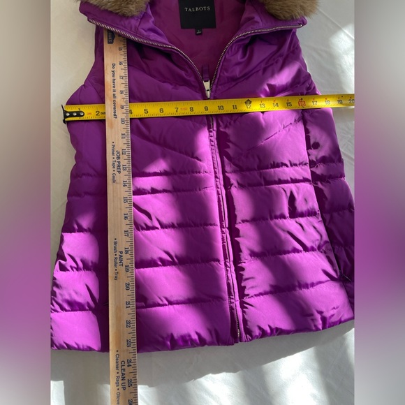 Talbots Red Puffer Vest! - Picture 4 of 7